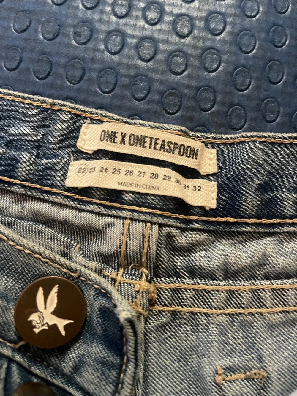 One teaspoon trash whores, size 22 rare size